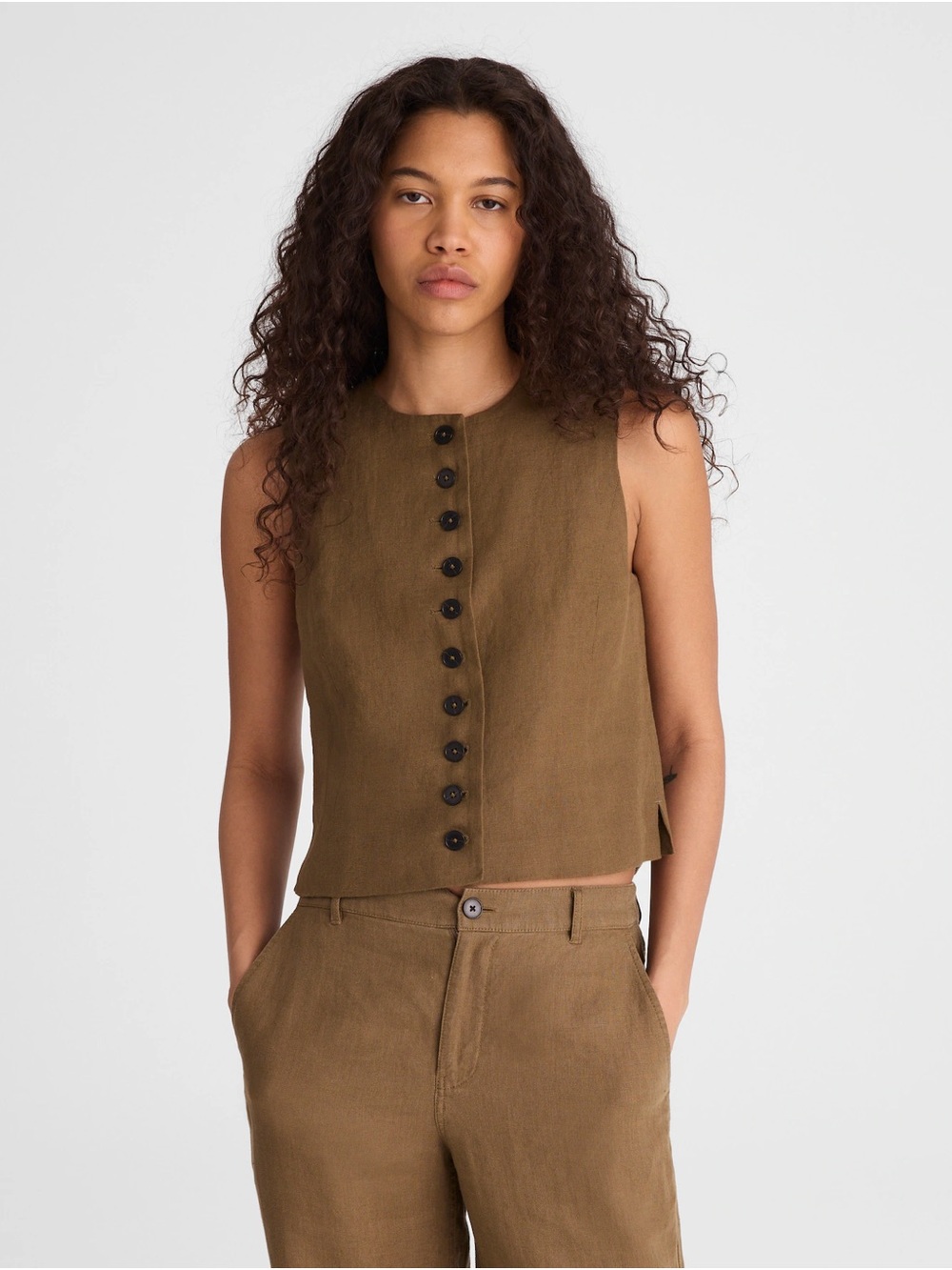 Madewell Button-Front Shell Top in 100%
Linen Sz. 6 - Picture 2 of 7